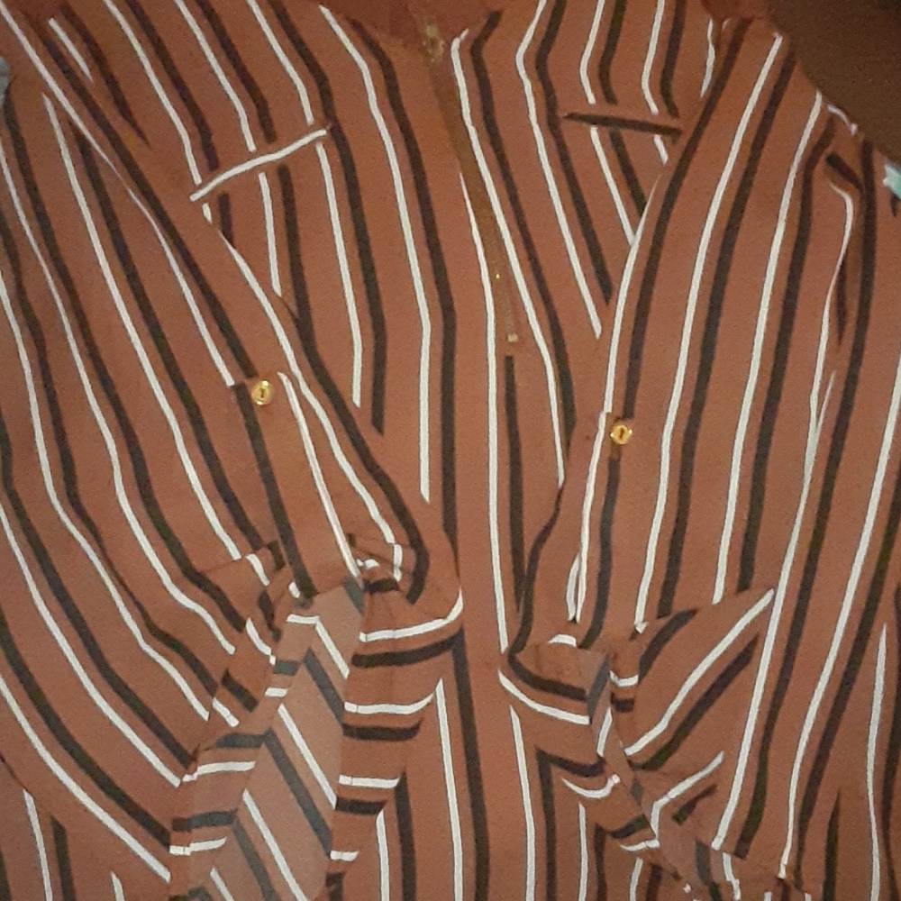 Top - Picture 3 of 3